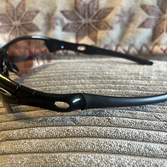 Oakley Radar Path Matte Black w/red Lenses 09682 136 With Case - Picture 5 of 9
